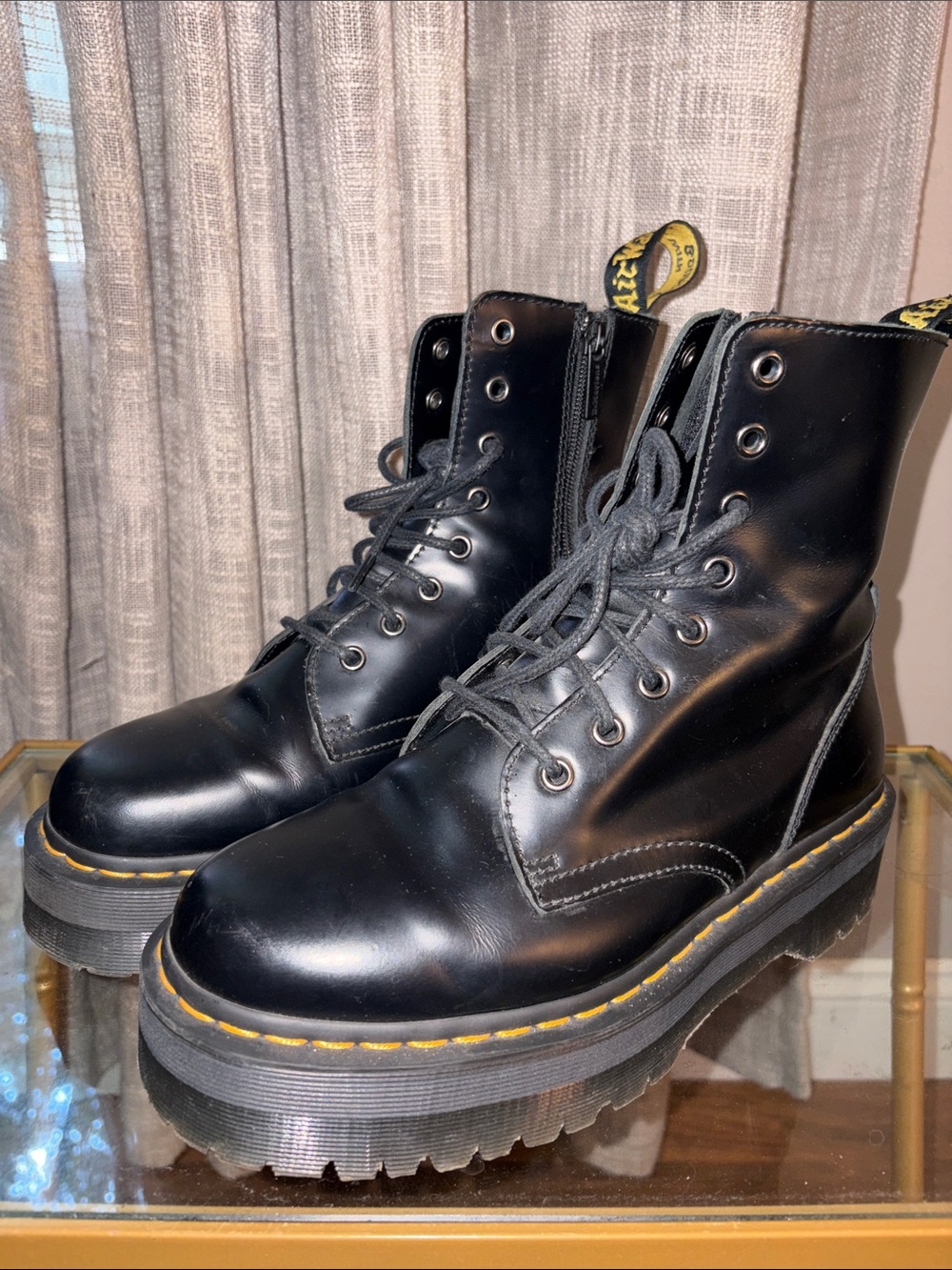 Dr. Martens Jadon Black Platform Lace-Up Boots with Zipper-Ladies’ 9, Men’s 8 - Picture 4 of 8